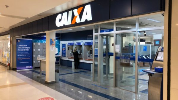 Justiça proíbe Caixa de cobrar juros antes de liberar valor do empréstimo