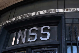 Falso advogado é preso por fraudar benefícios do INSS