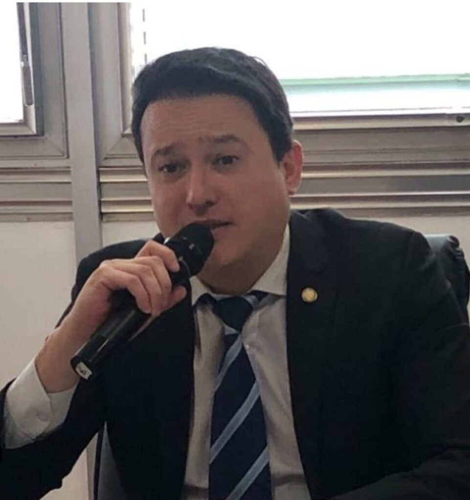 TRE cassa o mandato do deputado Fábio Silva