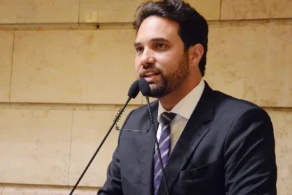 Ex-vereador Jairinho reativa perfil e retoma, nas redes, defesa pela morte Henry Borel