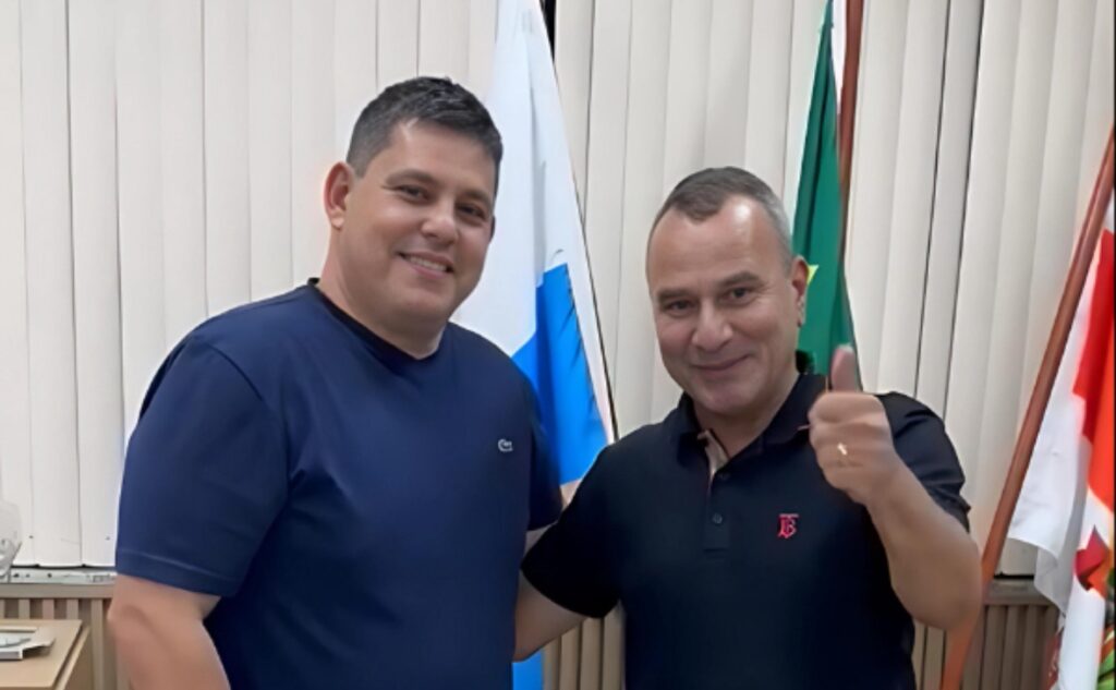 Huguinho se filia ao Republicanos para disputar a Prefeitura de Seropédica