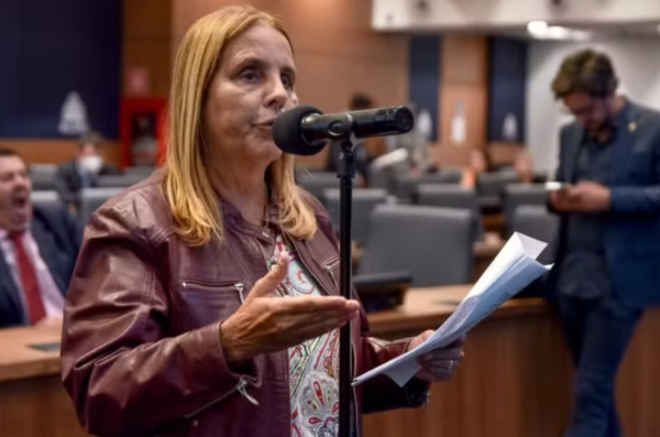 TJ começa a julgar denúncia contra a deputada Lucinha por envolvimento com milícia 48 TJ começa a julgar denúncia contra a deputada Lucinha por ligação com milícia