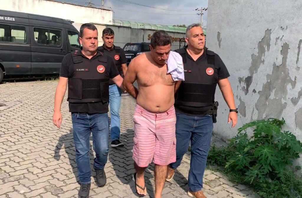 MP prende 4 da quadrilha de Ronnie Lessa