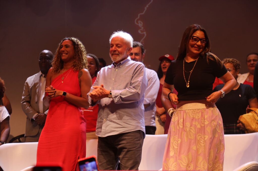 Lula filia Anielle ao PT e diz que ela não será vice de Paes