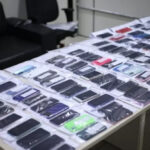 Polícia devolverá mais de 300 celulares roubados no Rio