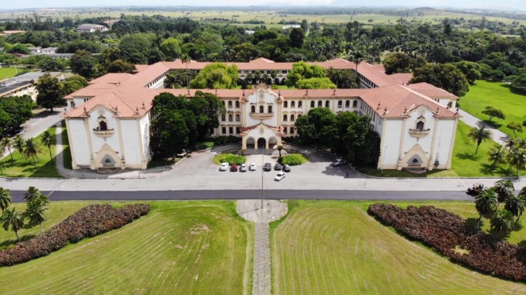 Universidade Rural do Rio anuncia medidas de controle de acesso e mudanças no tráfego dentro do campus