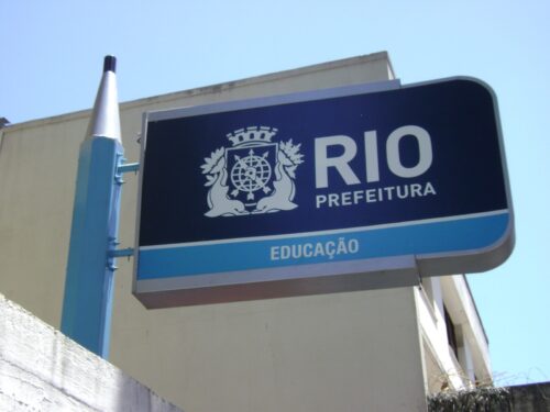 Agora é lei: prefeitura tem que distribuir kits de higiene íntima feminina em escolas do Rio