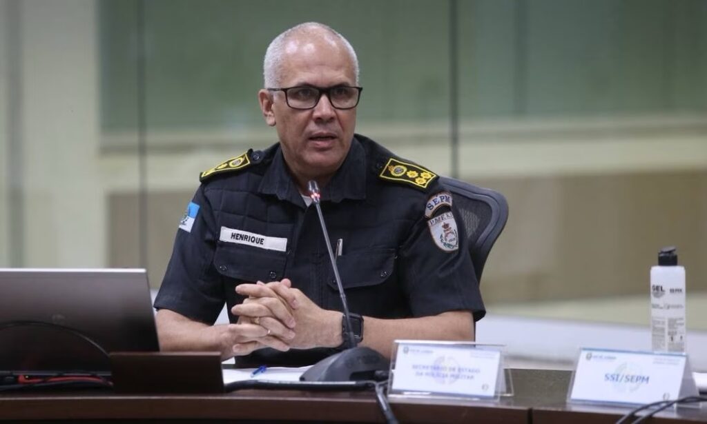 Castro promove oficiais indicados pelo coronel Henrique, o secretário que saiu do comando da PM