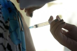 Central do Brasil recebe posto de vacinação contra gripe e Covid