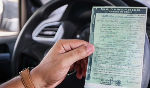 Detran prorroga calendário de licenciamento de veículos de 2024