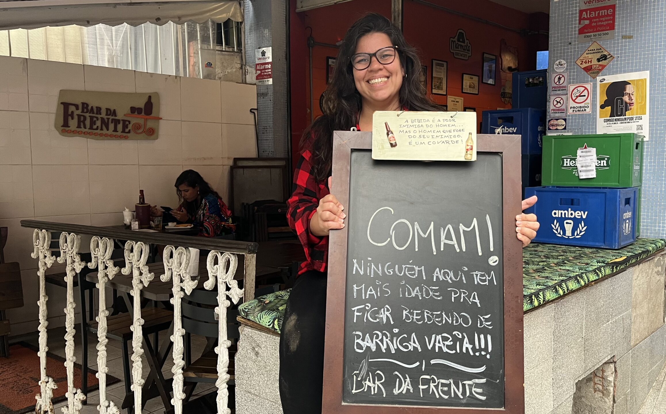 Bar da Frente, 15 anos: porque gastronomia popular, carioca e criativa não sai de moda