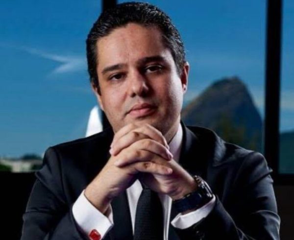 O advogado Victor Travancas