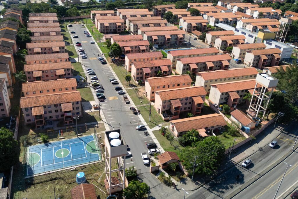 Habitação do estado entrega reforma de conjuntos na Zona Oeste, com R$ 8,3 milhões de investimentos
