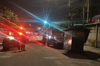 Bandidos matam pai e filho em tentativa de assalto na Baixada