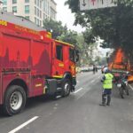 Caminhão pega fogo e fecha pista da Rua Jardim Botânico