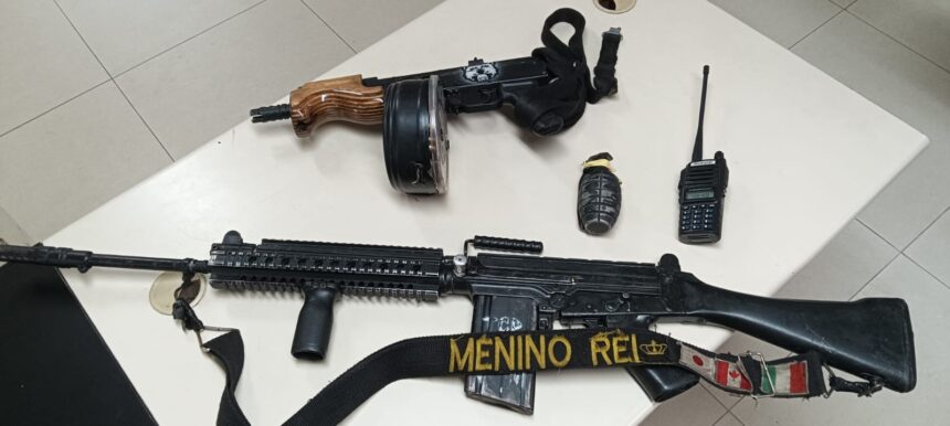 PM apreende armas de guerra em operações nesta terça