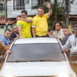 MDB do prefeito Fernando Jordão pede multa a Bolsonaro e a Renato Araújo por ato em Angra