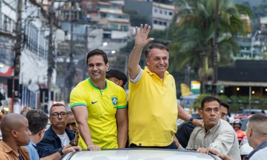 Renato Araújo e Jair Bolsonaro em ato da cidade: MP eleitoral emitiu três pareceres contrários a Renato