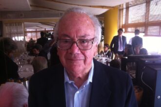 Morre o ex-prefeito de Niterói Ronaldo Fabrício, aos 90 anos