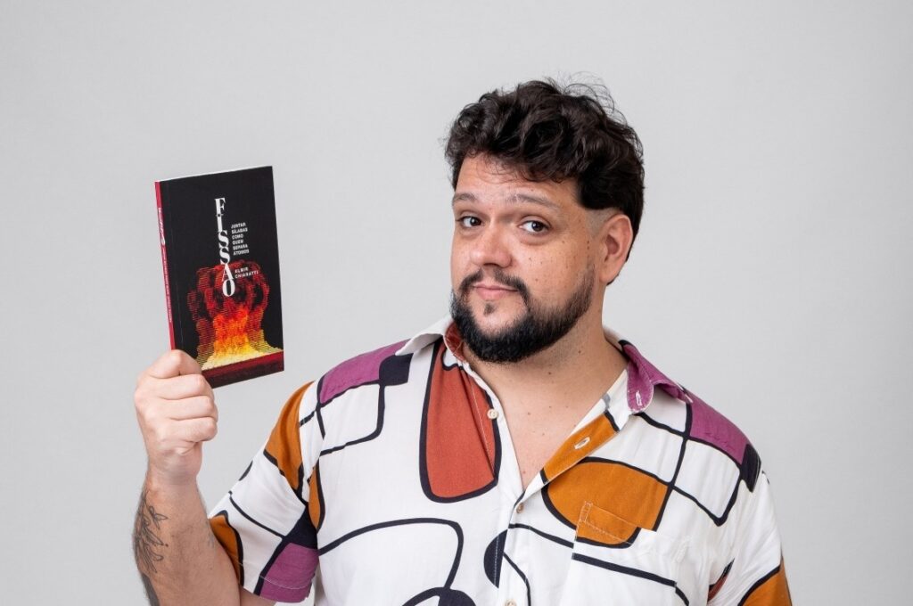 Unidades do Sesc recebem performance que une poesia e música