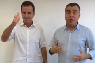 O prefeito Eduardo Paes e o candidato a vereador do Republicanos David Mariano: por causa de vídeo divulgado nas redes sociais, partido anuncia que vai expulsar o candidato e retirar seu nome da nominata. Outros filiados reagem