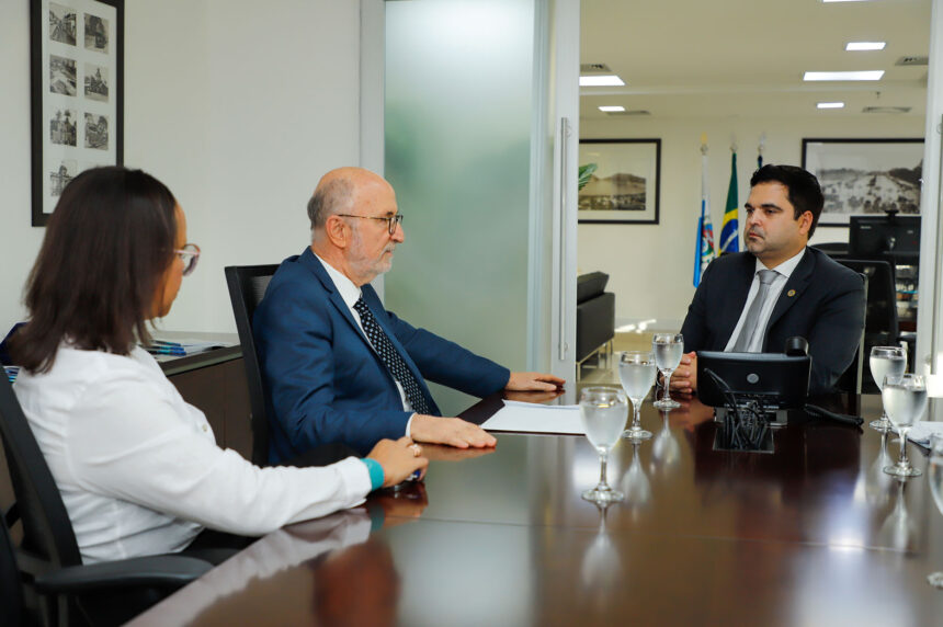 Deputado e TCE debatem uso da inteligência artificial no controle externo