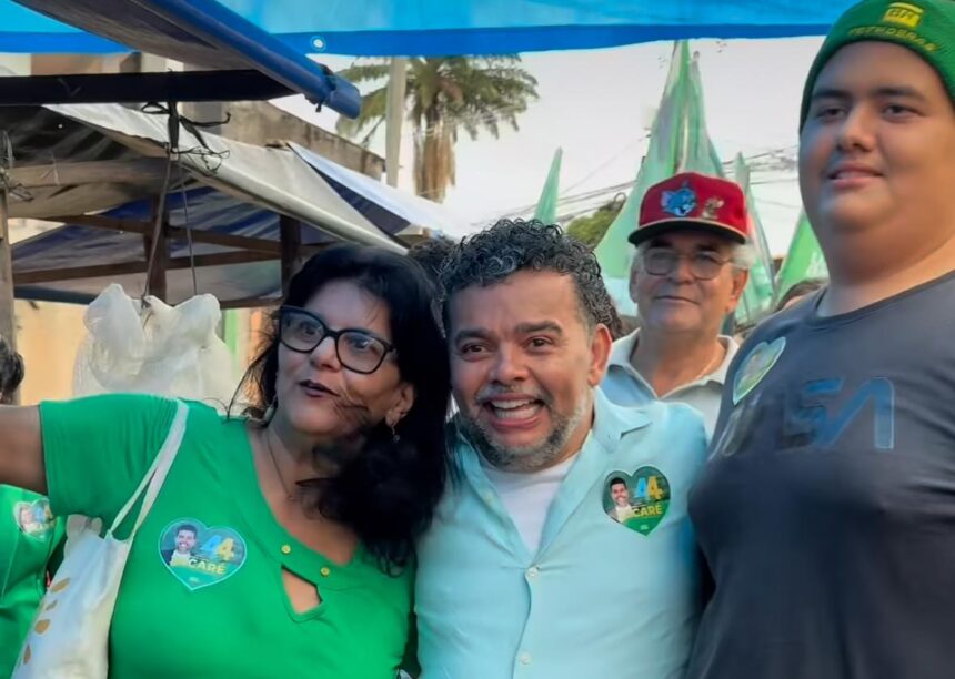 Clébio Jacaré em campanha, mesmo tendo tido o registro indeferido: candidato do União à Prefeitura de Nova Iguaçu pede a reconsideração da decisão