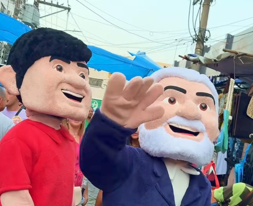 Com boneco cabeçudo, Dimas dá jeito para ter Lula em campanha