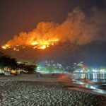 Combate a incêndio em morro de Niterói já dura 15 horas