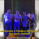 Valdecy da Saúde, entre Bernard Rodrigues Soares e Roberto Pinto dos Santos, num palanque em 2022: deputado credita à dupla, presa na última quinta-feira por fraudar eleições, o fato de ter sido um dos mais votados do Rio