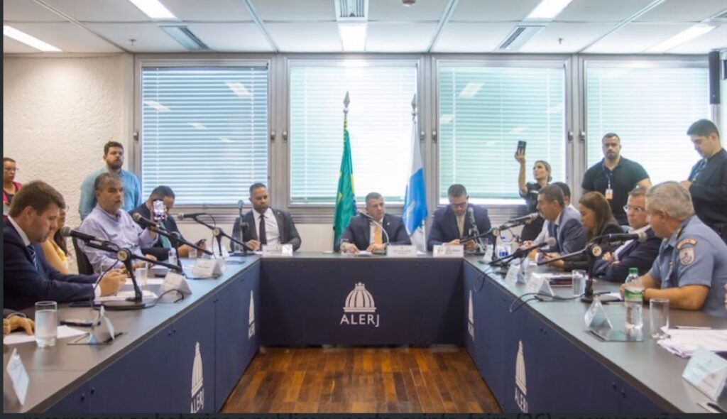 Deu no Diário Oficial: CPI do Fim do Mundo convoca reunião para a próxima terça-feira