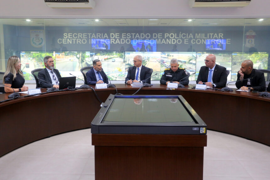 Cúpula de Segurança do Estado do Rio se reuniu com o Secretário Nacional de Segurança Pública no Centro Integrado de Comando e Controle (CICC)