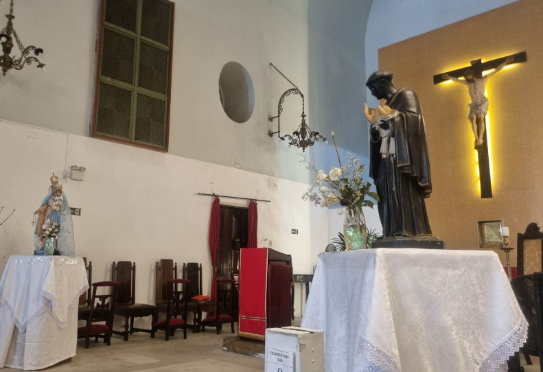 Nossa Senhora do Rosário e São Benedito