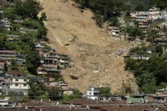 MP discute prevenção a desastres climáticos com Estado e municípios da Região Serrana