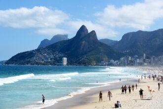 praia do arpoador no rio de janeiro