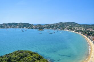 Justiça cobra recuperação ambiental nas praias de Búzios