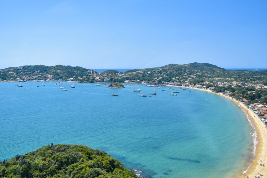 Justiça cobra recuperação ambiental nas praias de Búzios