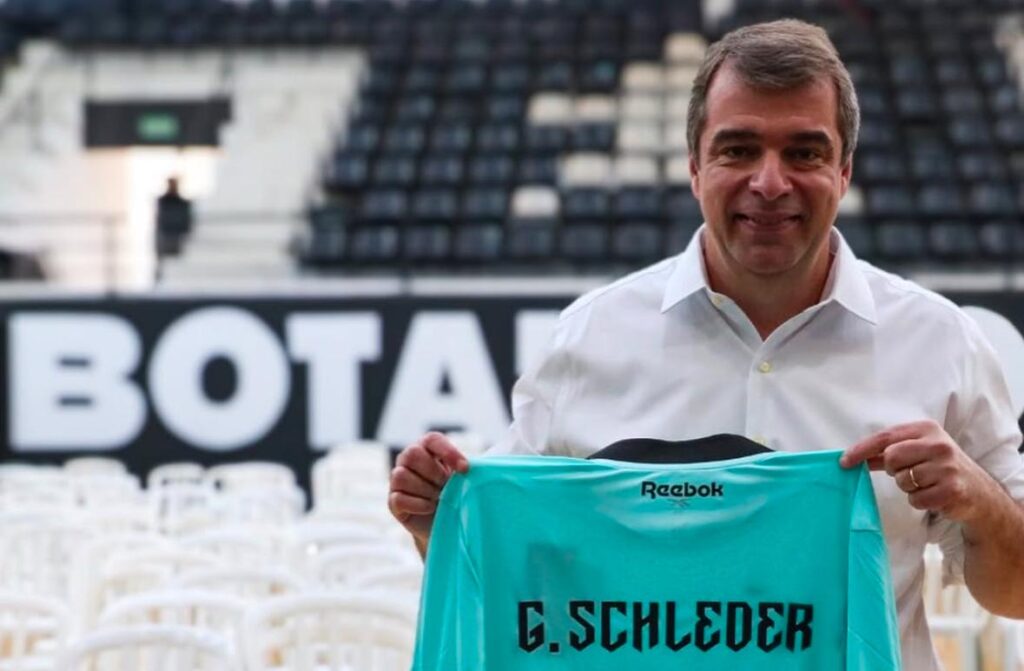 Guilherme Schleder, fiel escudeiro de Paes, vai cuidar da política na Secretaria de Governo