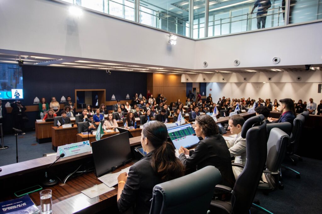 Parlamento Juvenil destaca projetos com foco em inclusão e saúde mental