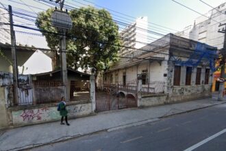 Manifestantes tentam ocupar imóvel abandonado em Niterói