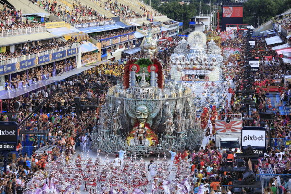 Reta final para o carnaval 2025: confira tudo sobre os ensaios das escolas do Rio