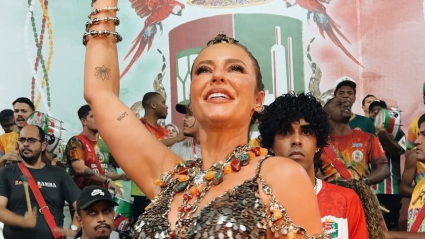 Semana começa em ritmo de samba com Viradouro e Grande Rio