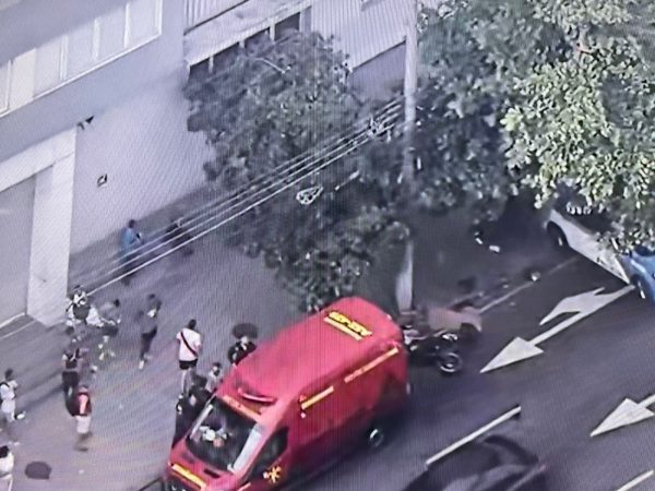 Motociclista morre ao bater em poste na Zona Norte do Rio