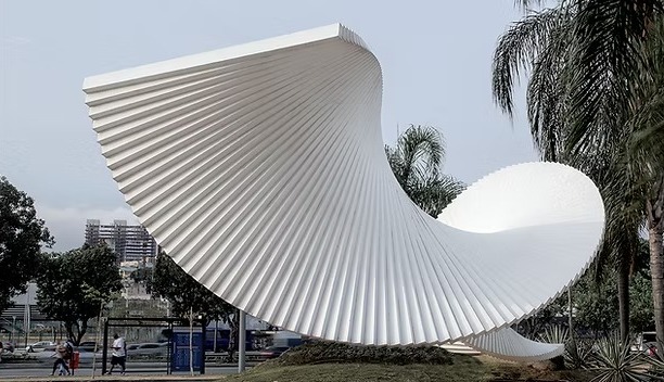 Rio é museu a céu aberto de obras de Ascânio MMM, o mais carioca dos portugueses