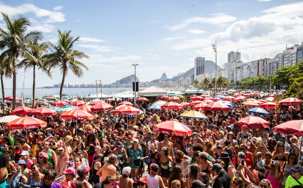 A Riotur detalhou o esquema operacional da cidade do Rio para o carnaval 2025, na manhã desta terça-feira (28). A expectativa da prefeitura é atrair seis milhões de pessoas.