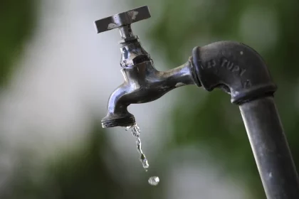 Abastecimento de água é afetado em sete cidades da Baixada