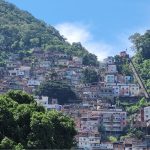 A mensagem de uma favela para todas as favelas e seus carrascos