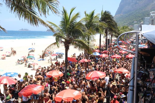 Carnaval deverá ser de sol e calor no Rio