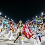 Com muita folia e lavagem da Sapucaí, escolas encerram ensaios para o carnaval