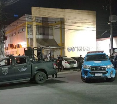 Polícia recaptura três presos que fugiram da 60ª DP durante ataque terrorista